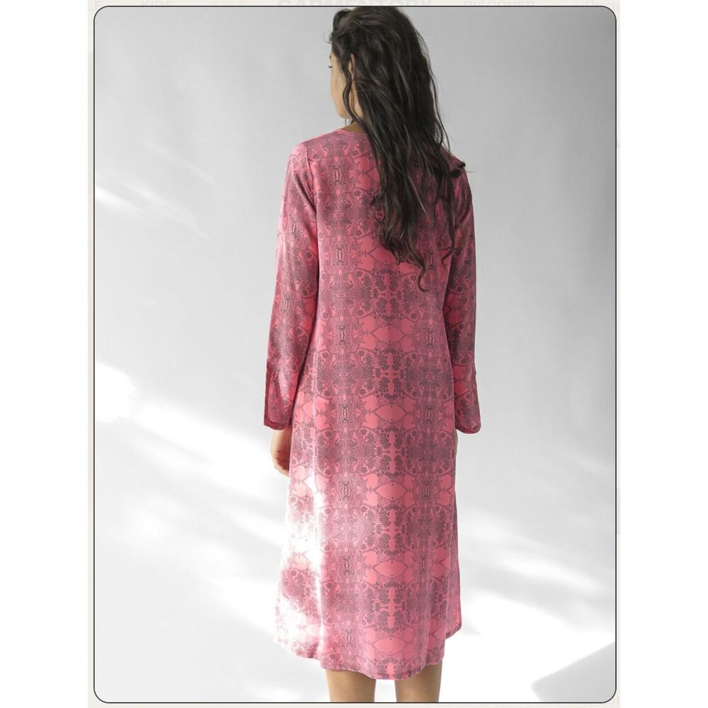 Pink Patterned Midi Dress - Brand: - Picture 2 of 10